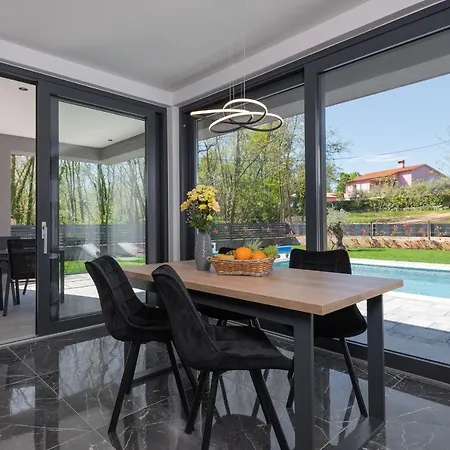 Vila Alison Deluxe With Private Pool, Sauna And Jacuzzi Nedeščina