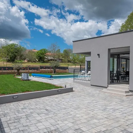Alison Deluxe With Private Pool, Sauna And Jacuzzi